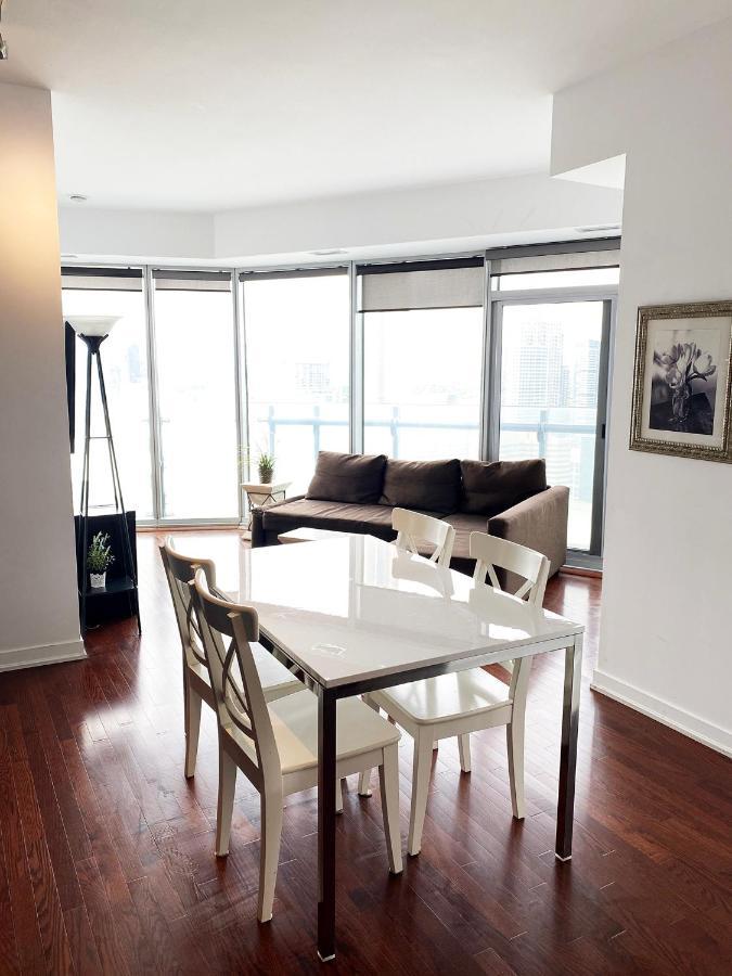 Ihost Suites Ice Condo Toronto Exterior foto