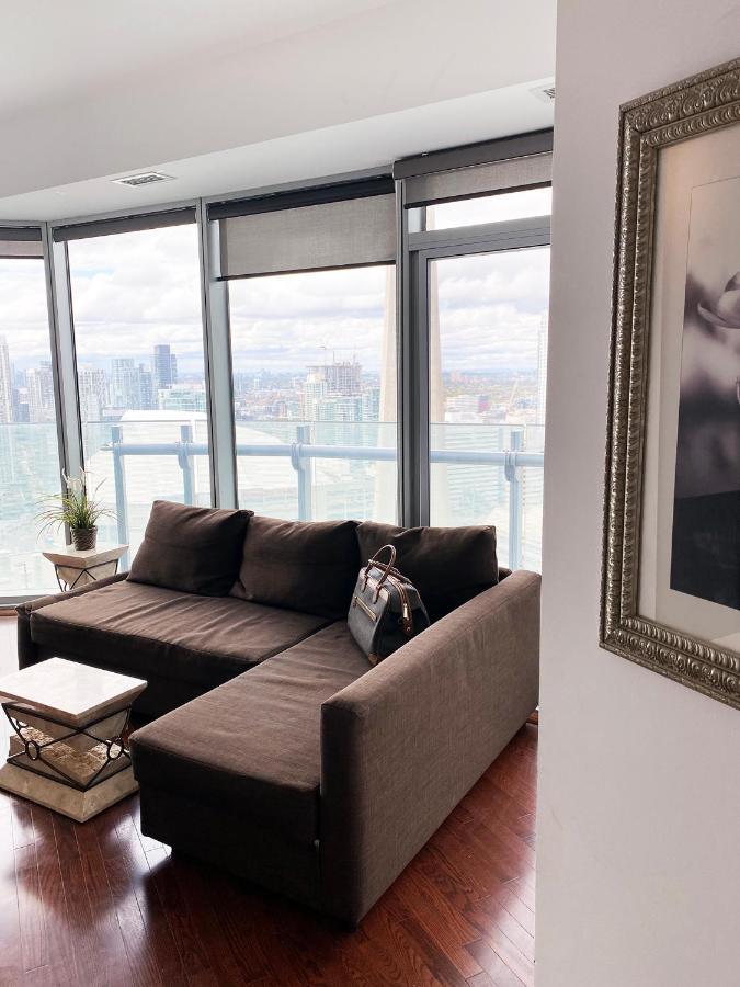 Ihost Suites Ice Condo Toronto Exterior foto