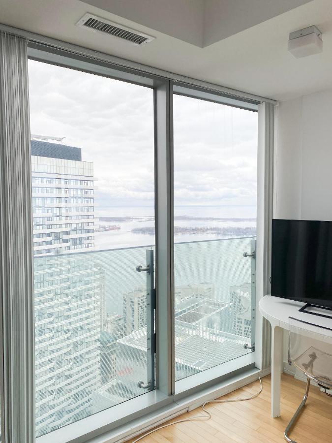 Ihost Suites Ice Condo Toronto Exterior foto