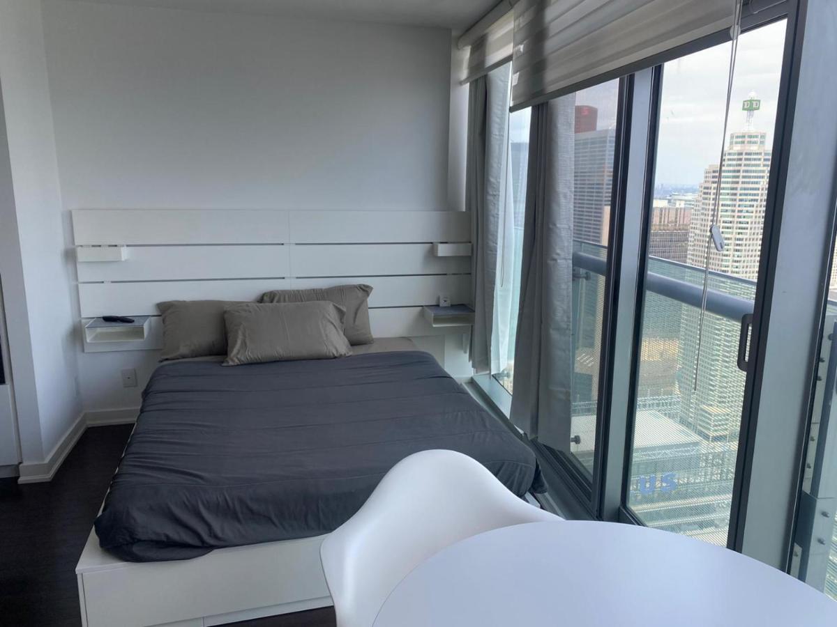 Ihost Suites Ice Condo Toronto Exterior foto