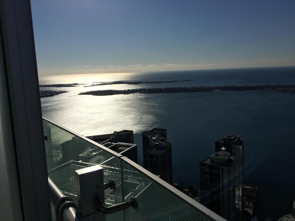 Ihost Suites Ice Condo Toronto Exterior foto